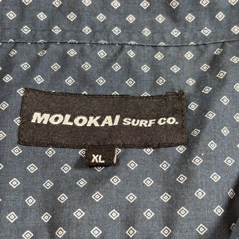 Molokai Surf Co Mens XL Blue Geometric Diamond Print‎ Short Sleeve Button Down - Picture 3 of 6